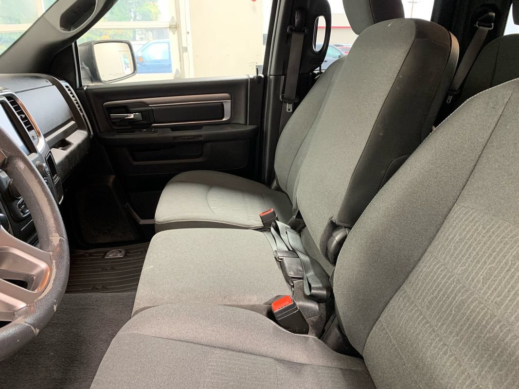 Used 2022 RAM 1500 Warlock w/ Electronics Group AWD/4WD image 16