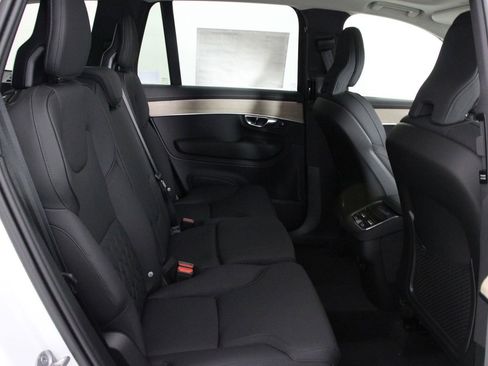 New 2025 Volvo XC90 B6 Plus w/ Protection Package Premier image 11