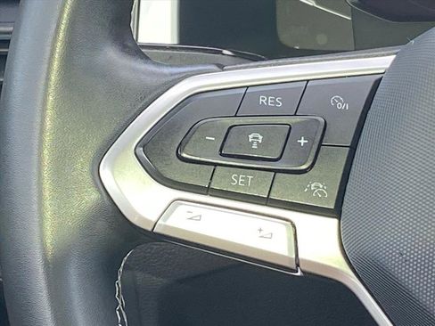 Certified 2021 Volkswagen Atlas Cross Sport SEL image 6