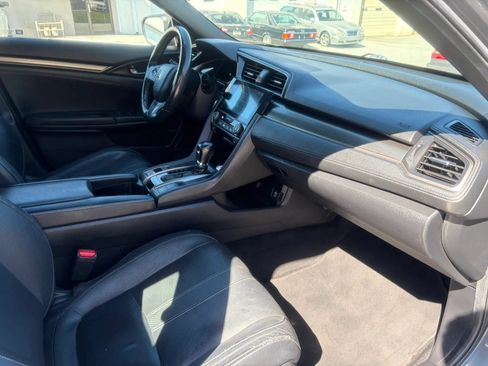 Used 2018 Honda Civic EX-L image 23