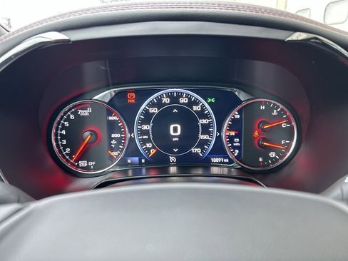 Used 2025 Chevrolet Blazer RS image 25