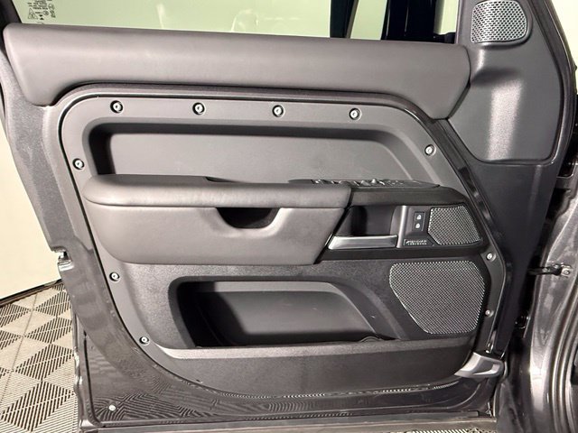 Used 2024 Land Rover Defender 110 Carpathian Edition AWD/4WD image 20