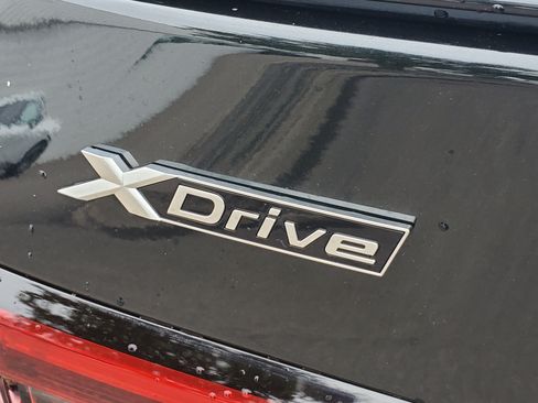 Used 2026 BMW 550e xDrive w/ Executive Package AWD/4WD image 35