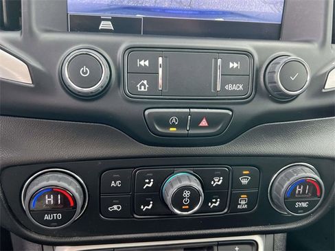 Certified 2022 GMC Terrain SLT w/ Elevation Edition image 30