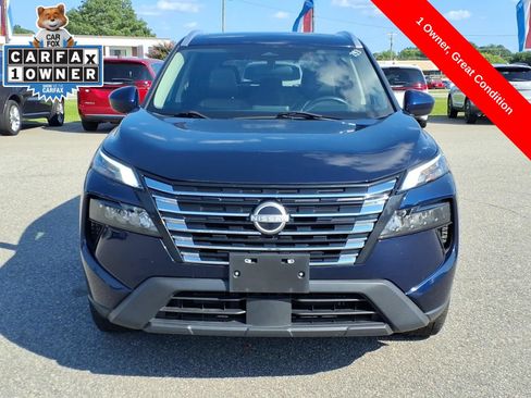 Used 2024 Nissan Rogue SV w/ SV Premium Package AWD/4WD image 8