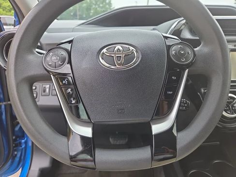 Used 2018 Toyota Prius C Two w/ Carpet Mat Package FWD image 13