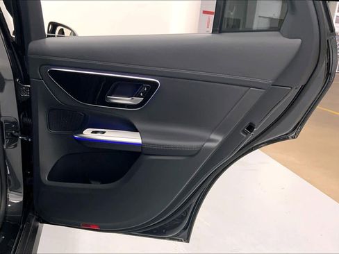 New 2026 Mercedes-Benz GLC 300 4MATIC image 13