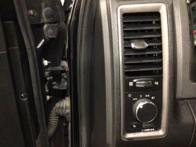 Used 2019 RAM 1500 Tradesman w/ Popular Equipment Group AWD/4WD image 17