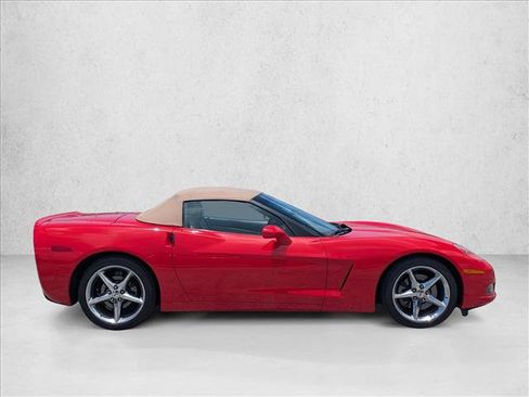 Used 2011 Chevrolet Corvette Convertible w/ Preferred Equipment Group RWD image 4