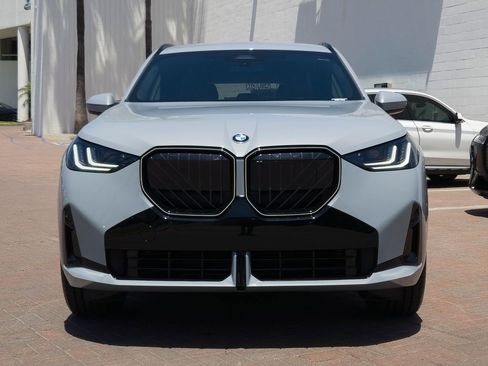 New 2026 BMW X3 xDrive30 w/ M Sport Package AWD/4WD image 3