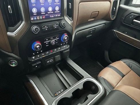 Used 2023 Chevrolet Silverado 2500 High Country w/ Z71 Off-Road Package image 29