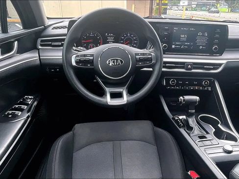 Used 2021 Kia K5 LXS FWD image 5