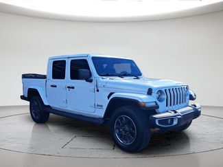 Used 2021 Jeep Gladiator Overland w/ Popular Equipment Package AWD/4WD video 1