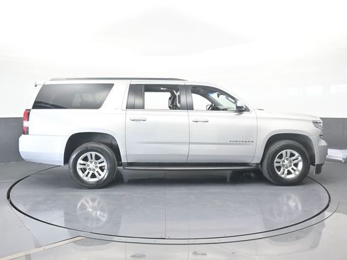 Used 2020 Chevrolet Suburban LT image 7