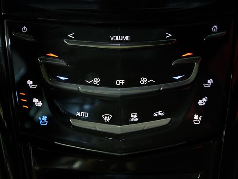 Used 2019 Cadillac Escalade ESV Platinum RWD image 23
