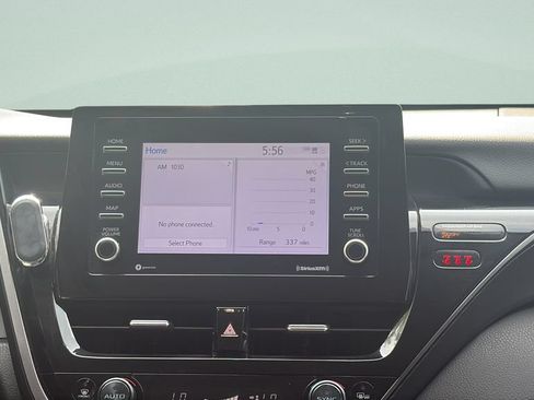 Used 2023 Toyota Camry SE FWD image 14