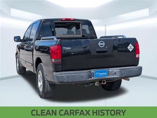 Used 2006 Nissan Titan SE RWD video 3