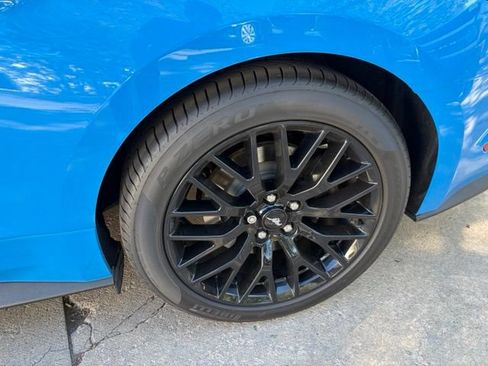 Used 2022 Ford Mustang GT Premium w/ GT Performance Package RWD image 8