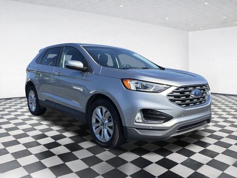 Used 2022 Ford Edge Titanium AWD/4WD image 3