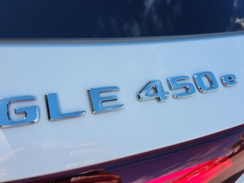 Certified 2025 Mercedes-Benz GLE 450e GLE 450e image 17