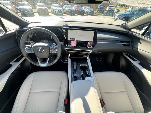 Used 2025 Lexus RX 350 Premium image 25