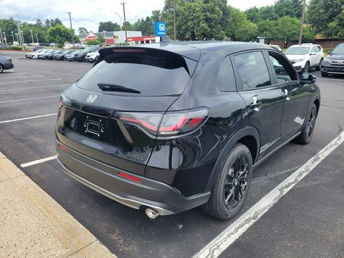 New 2027 Honda HR-V Sport image 3