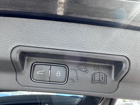 Certified 2023 Ford Explorer ST-Line AWD/4WD image 14