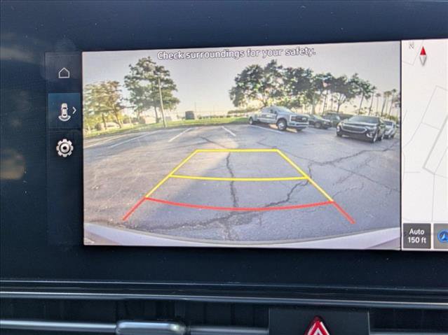 Used 2024 Hyundai Elantra SEL FWD image 11
