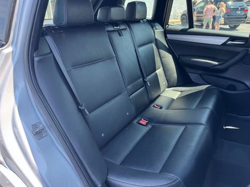 Used 2017 BMW X3 sDrive28i w/ M Sport RWD image 11