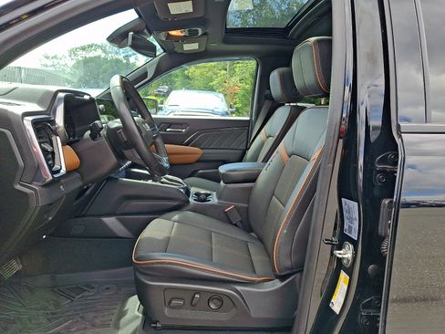 Certified 2024 GMC Canyon AT4 w/ Canyon Safety Plus Package AWD/4WD image 13