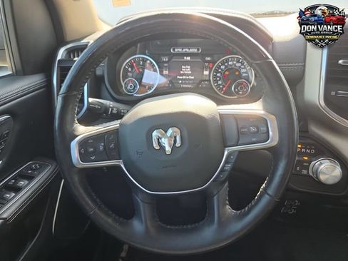Used 2019 RAM 1500 Laramie AWD/4WD image 14
