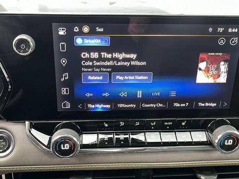 Used 2024 Chevrolet Colorado ZR2 w/ Technology Package AWD/4WD image 11