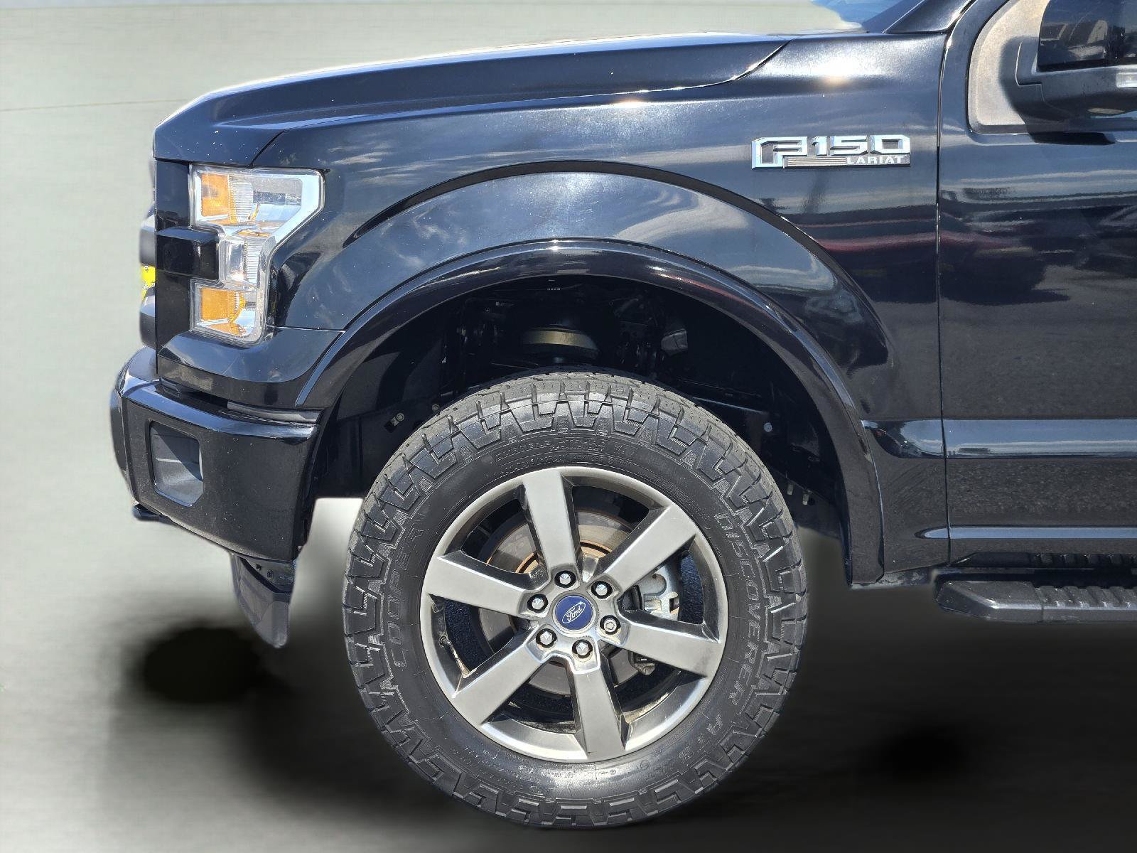 Used 2017 Ford F150 Lariat AWD/4WD image 9
