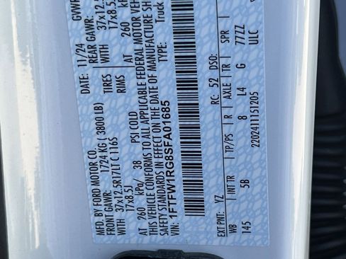 Used 2025 Ford F150 Raptor AWD/4WD image 35