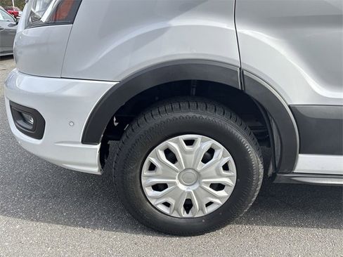 Used 2023 Ford Transit 350 XLT image 10