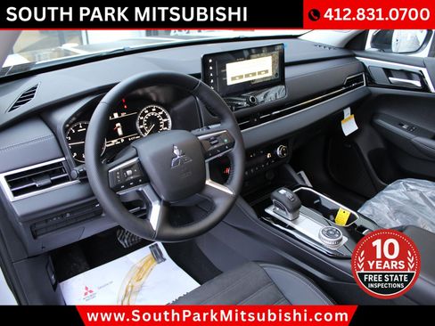 New 2026 Mitsubishi Outlander AWD image 11