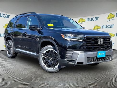 New 2026 Honda Pilot Touring image 1
