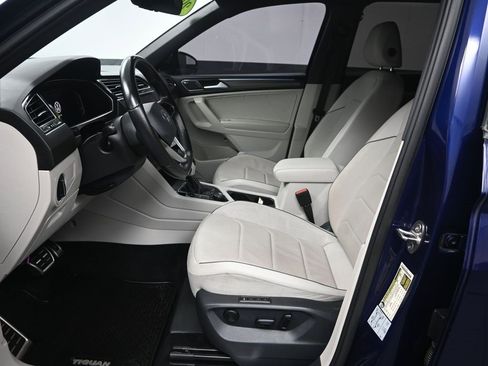 Used 2022 Volkswagen Tiguan SEL R-Line image 15