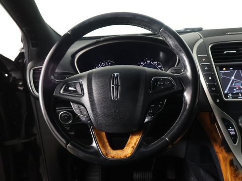 Used 2017 Lincoln MKX Select w/ Select Plus Package image 36