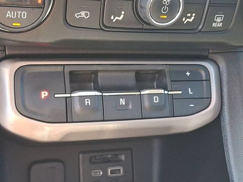 Certified 2020 GMC Acadia Denali w/ Technology Package AWD/4WD image 15