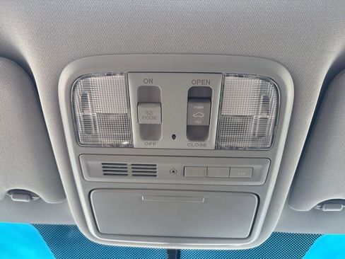 Used 2012 Honda Pilot EX-L image 23