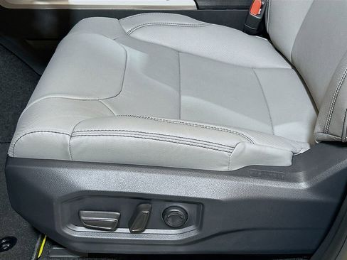 New 2026 Toyota Tundra Limited AWD/4WD image 19