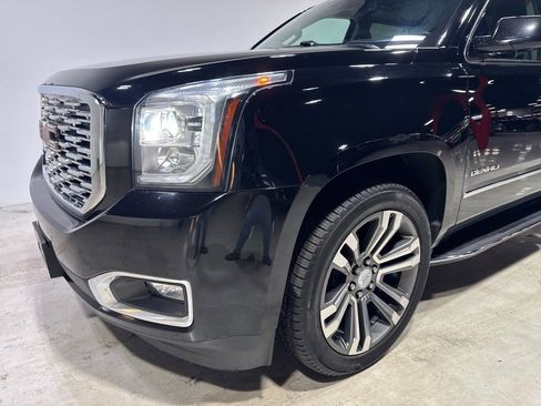 Used 2019 GMC Yukon Denali image 10