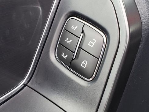 Used 2022 Ford F150 Raptor image 16