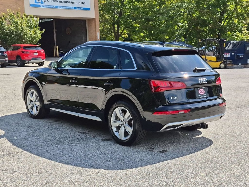Used 2019 Audi Q5 2.0T Premium Plus w/ Premium Plus Package AWD/4WD image 8