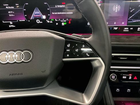 Certified 2025 Audi Q5 Premium w/ Convenience Package AWD/4WD image 20