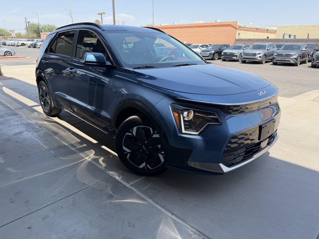 Used 2025 Kia Niro Wind FWD image 6