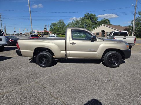 Used 2008 Toyota Tacoma 2WD Regular Cab image 2