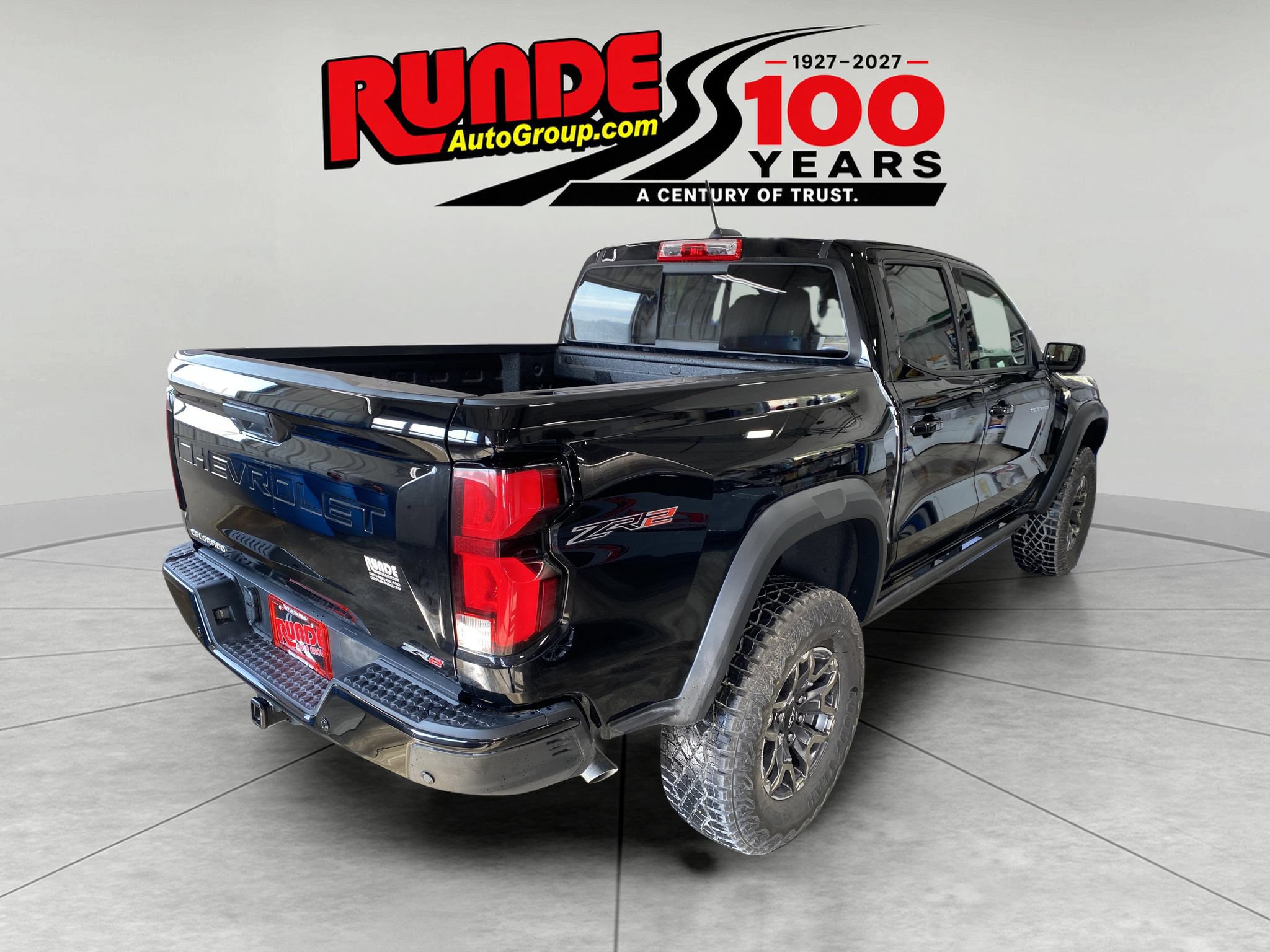 New 2026 Chevrolet Colorado ZR2 w/ Technology Package AWD/4WD image 8