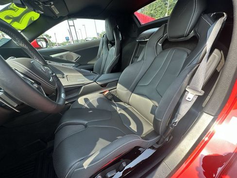 Used 2025 Chevrolet Corvette Z06 RWD image 18
